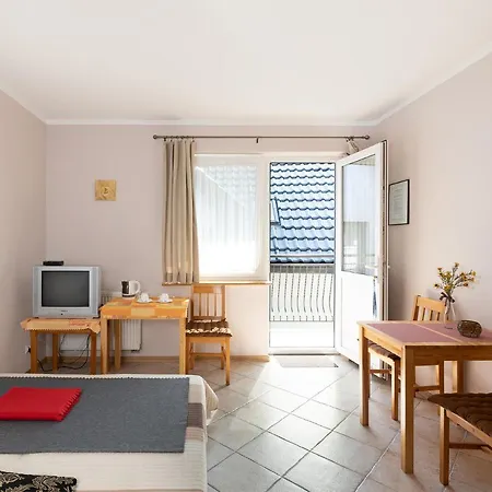 Gosciniec U Sary * Jastrzębia Góra