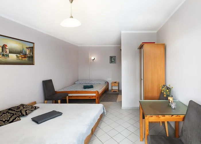 Gosciniec U Sary Hébergement de vacances *